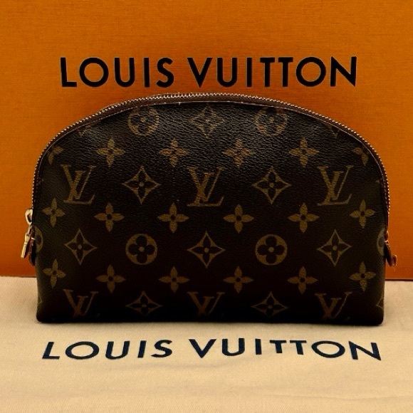 LOUIS VUITTON Monogram Cosmetic Pouch GM - Picture 1 of 11